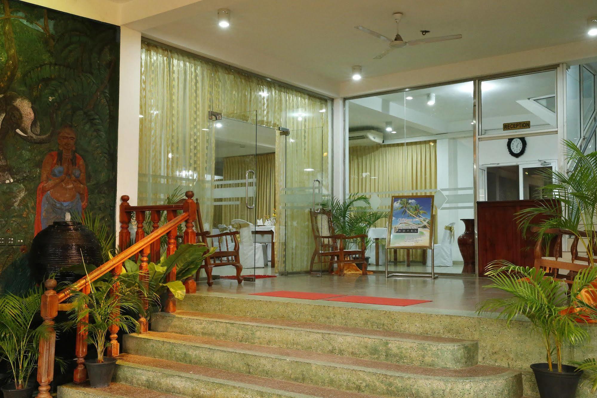 Hotel Aradhana Galle Exterior photo