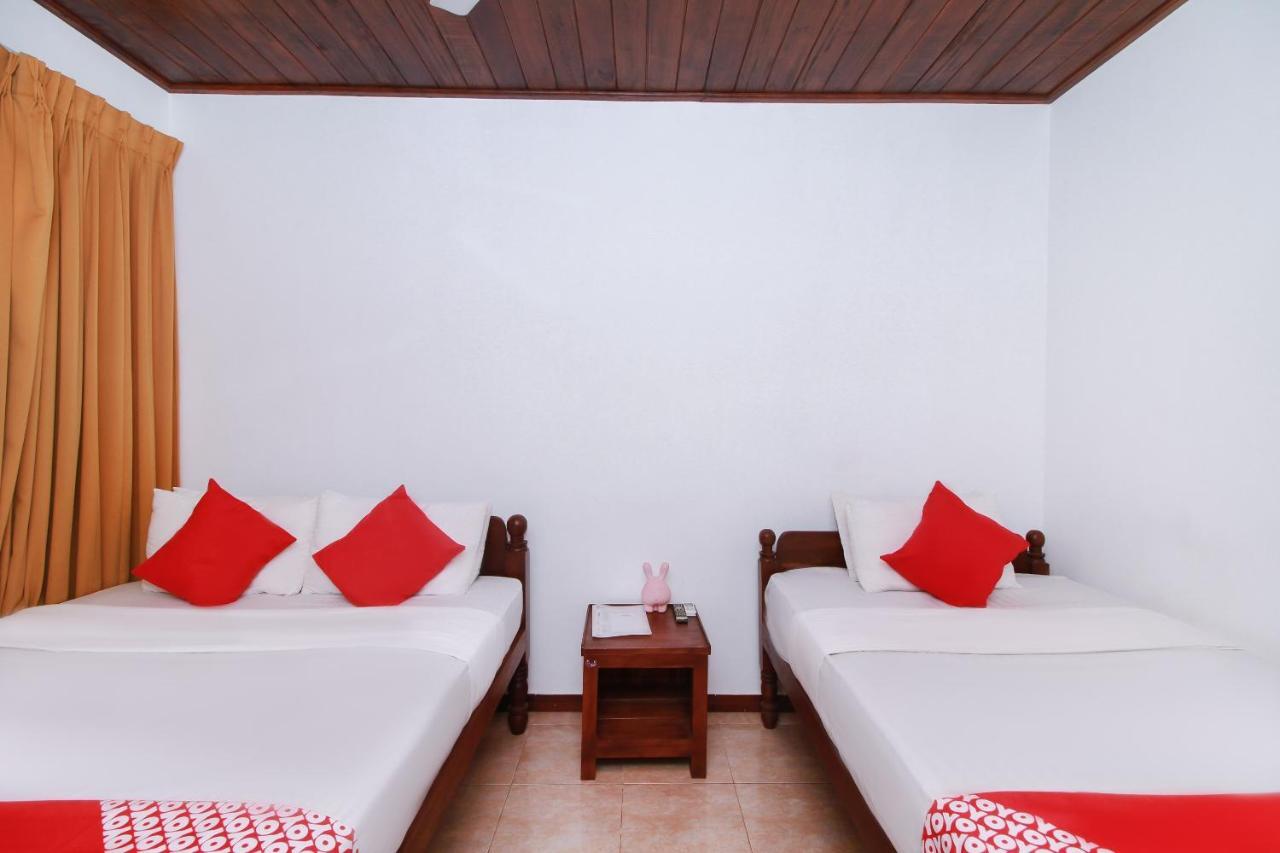 Hotel Aradhana Galle Exterior photo